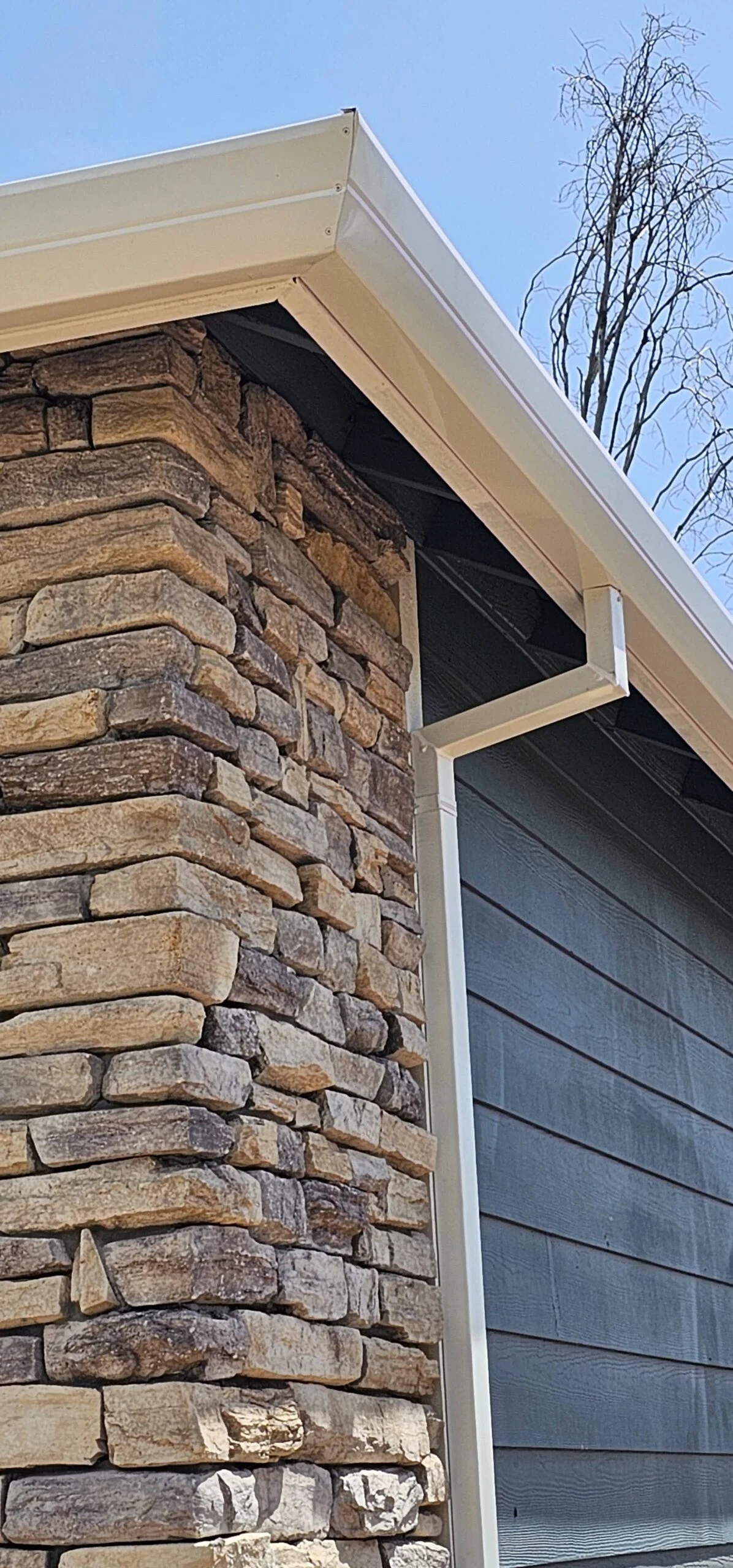 white-gutter-corner